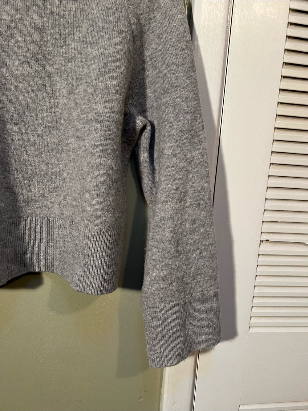 H&M Women’s Sz Small Gray Melange Wool-Blend Mock-Turtleneck Sweater Wide Sleeve - Picture 5 of 11